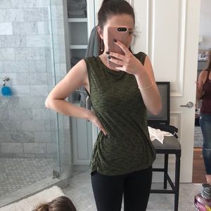 Super cute and comfortable Zella workout top